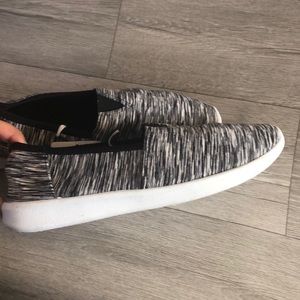 Women’s sneakers